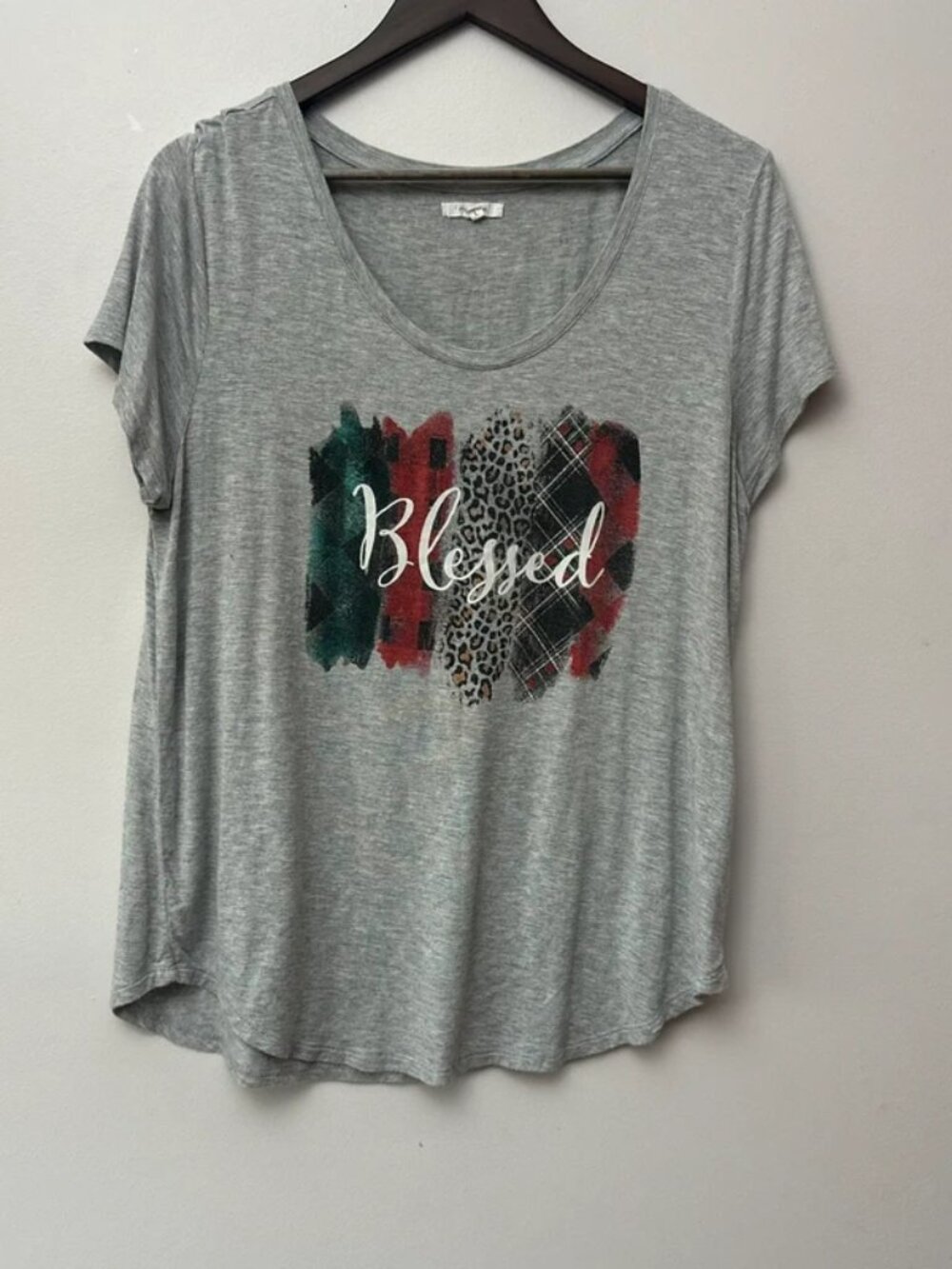 Maurices Grey Short Sleeve "Blessed" Size Large